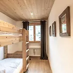 Au Centre De Megeve