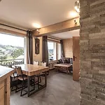 Au Centre De Megeve